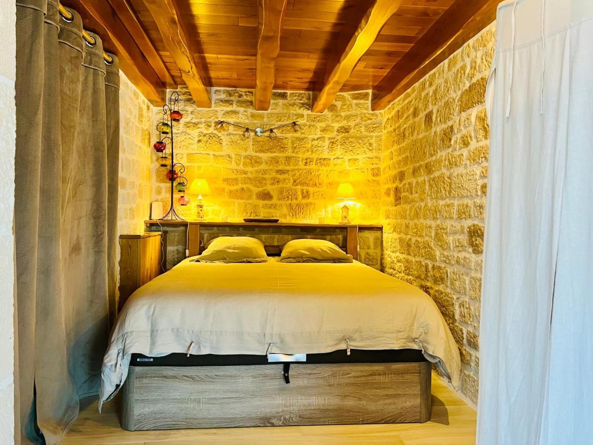 Le Mas Des Mathes, Chambres D'Hotes, Studios Les Mathes Exterior foto