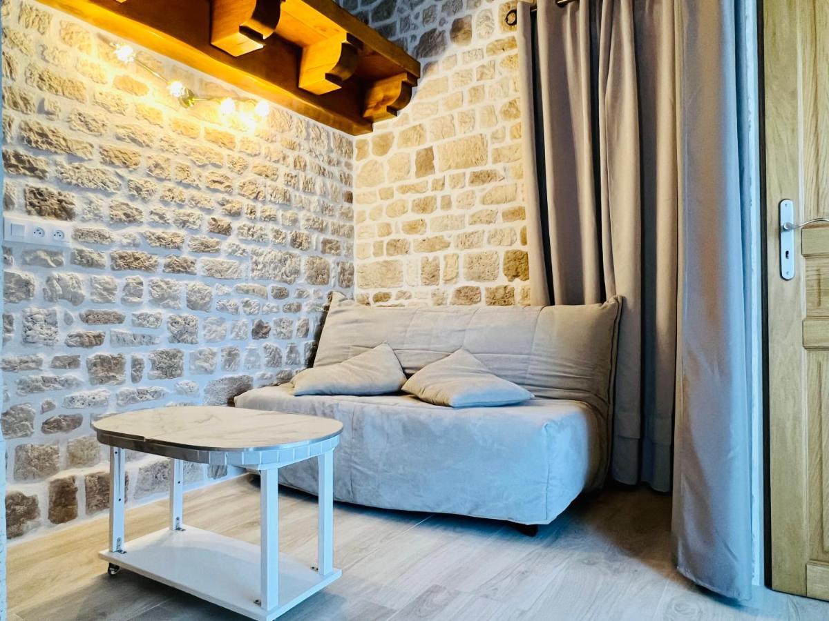 Le Mas Des Mathes, Chambres D'Hotes, Studios Les Mathes Exterior foto