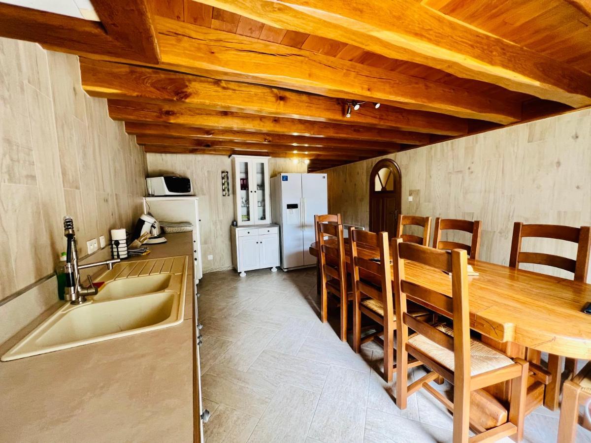 Le Mas Des Mathes, Chambres D'Hotes, Studios Les Mathes Exterior foto